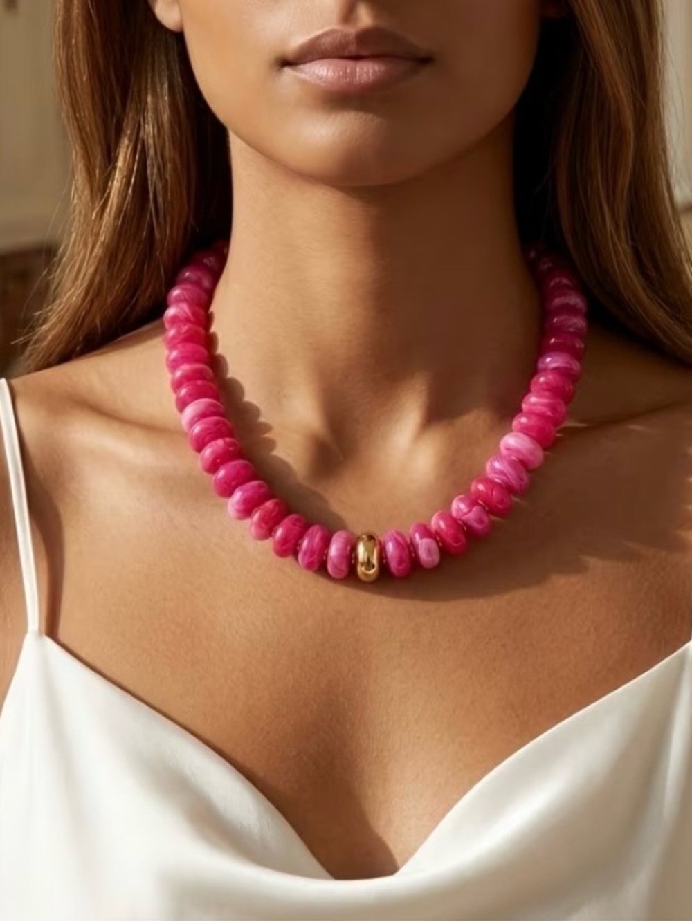 NEW! Hot Pink Beaded Necklace with Gold Accent 🌺 A0-8